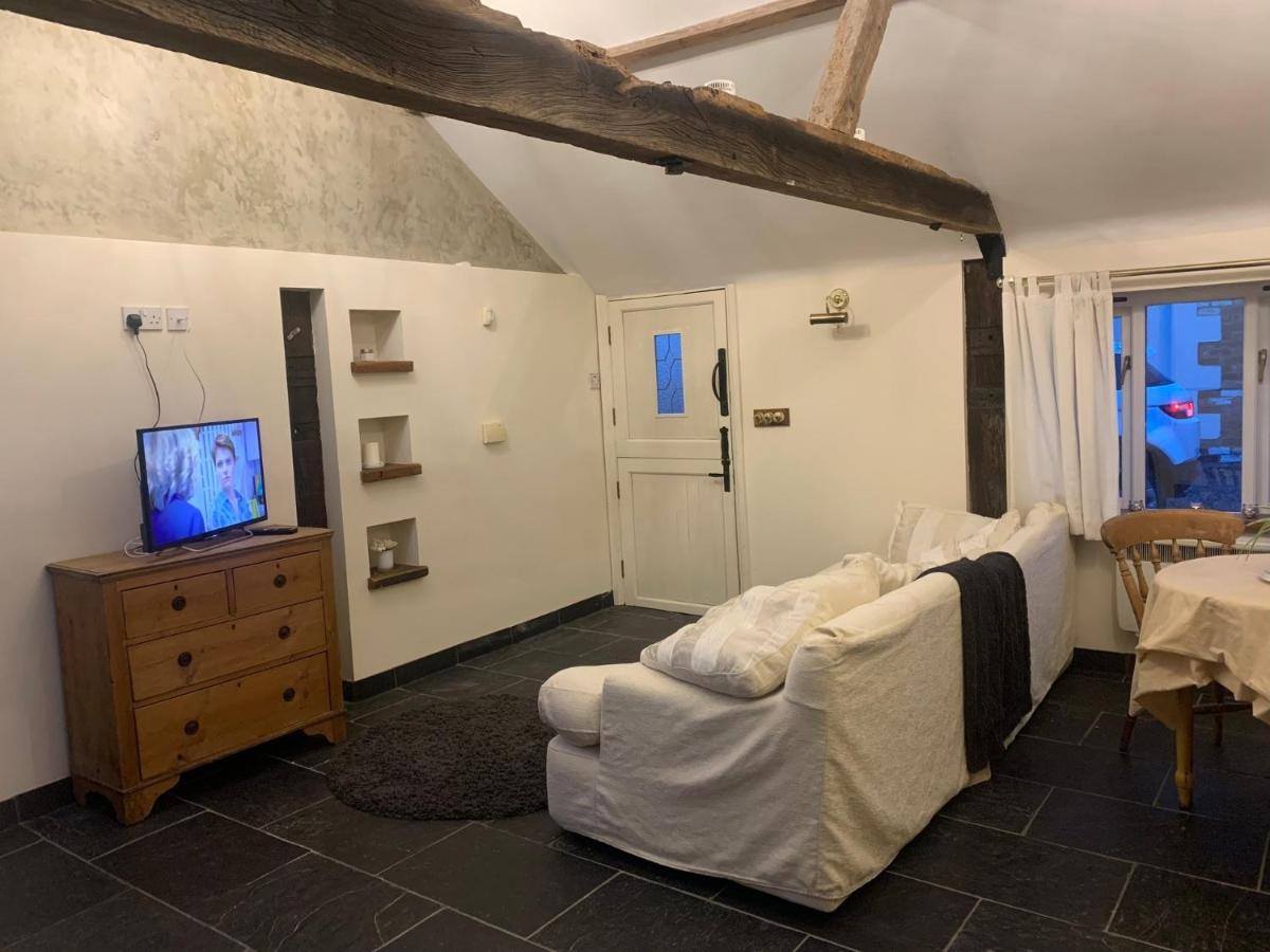 Beautiful 1-Bed House In Gloucestershire Westbury on Severn Exterior foto