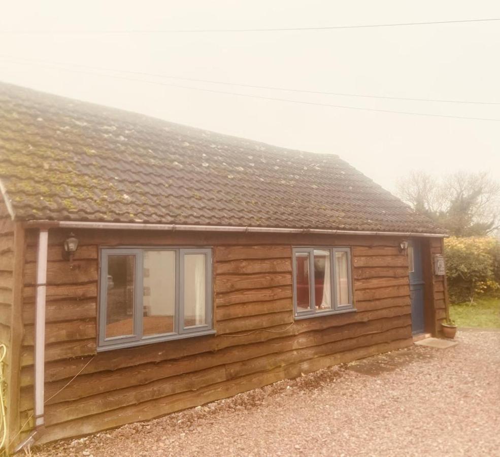 Beautiful 1-Bed House In Gloucestershire Westbury on Severn Exterior foto